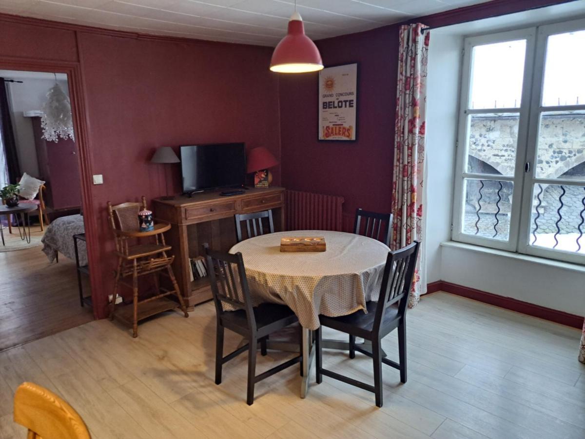 Charmant Appartement Au Coeur Des Volcans D Auvergne Murat  Bagian luar foto